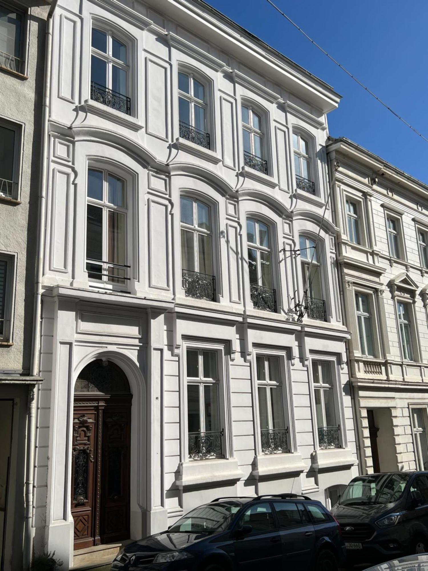 Helle Altbauwohnung Mit Balkon Im Briller Viertel Вупперталь Экстерьер фото